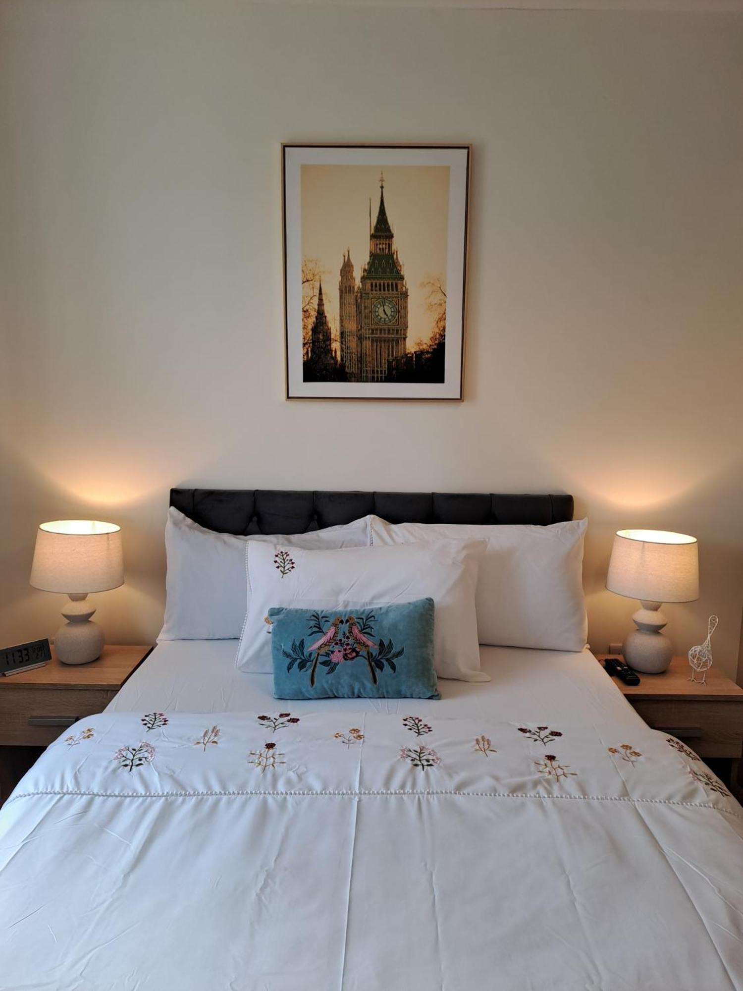Cozy Bedroom In Lucan, دبلن المظهر الخارجي الصورة